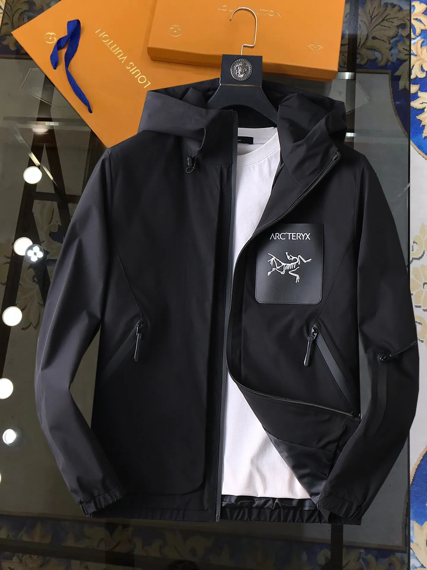 Same Style， ， ！2026 New Arrival ，Original Premium ！ Breathable ， ， ， Quality。 ！ ， ！Sizes：M～3XL